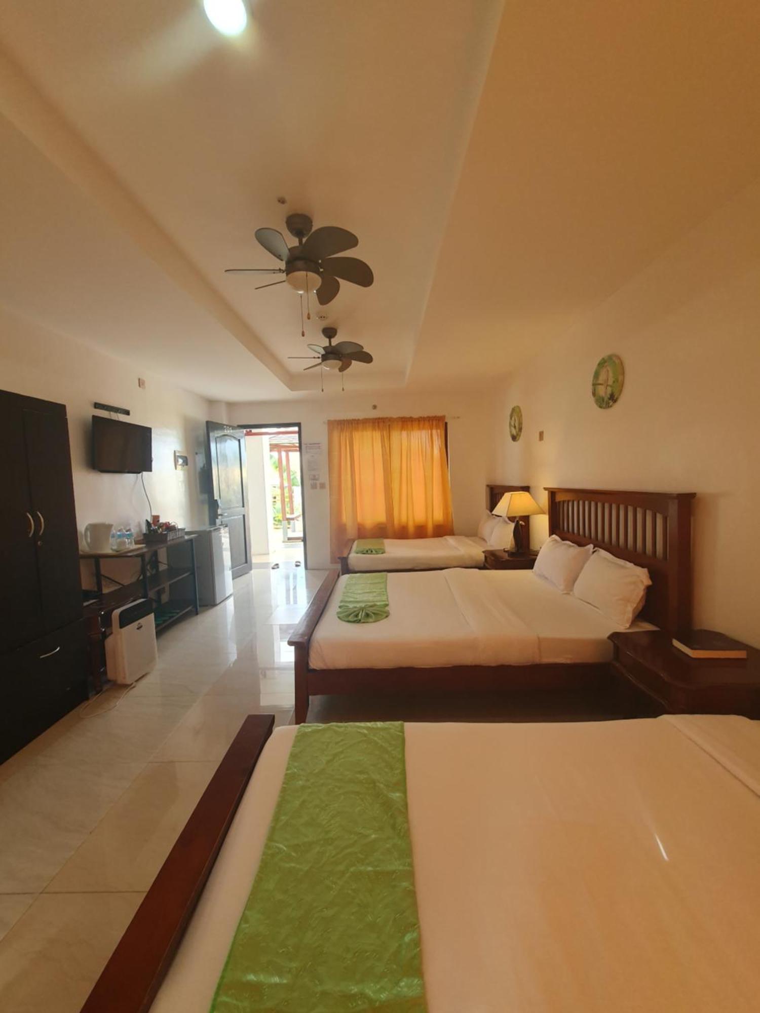 Deluxe Triple Room